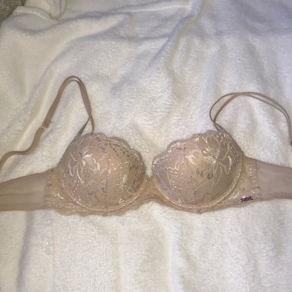 Tan Victoria Secret push up bra - Picture 1 of 5